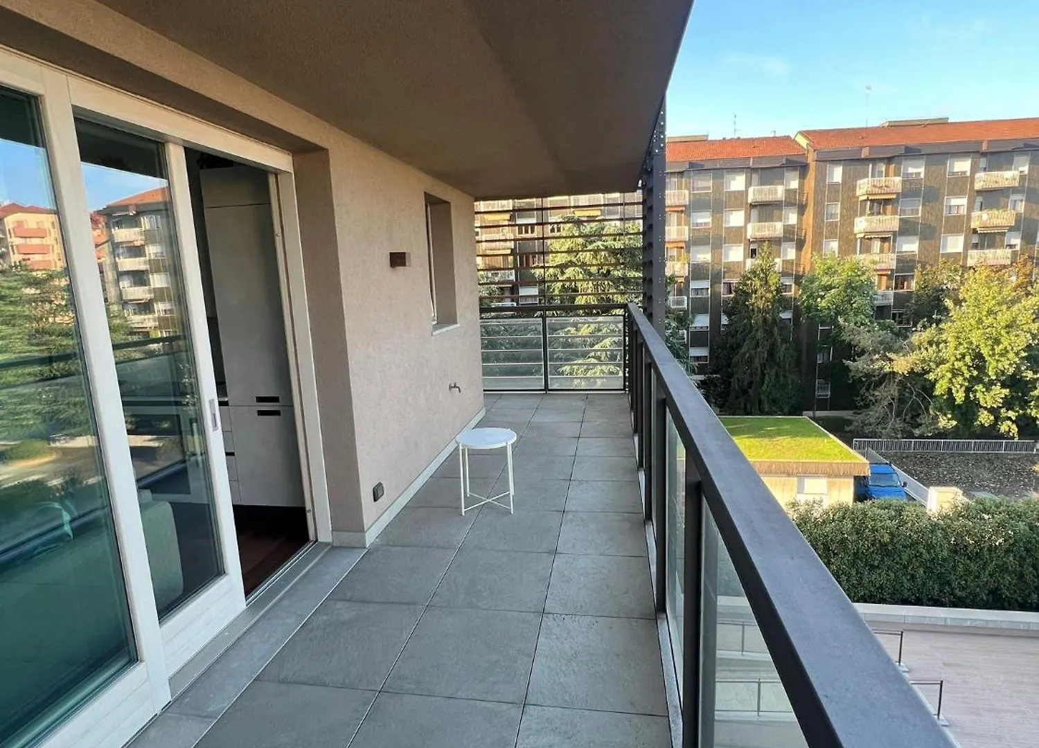 Giax Tower Premium Modern Milanese Flat With Gym Pool View & Box Apartment  Milan