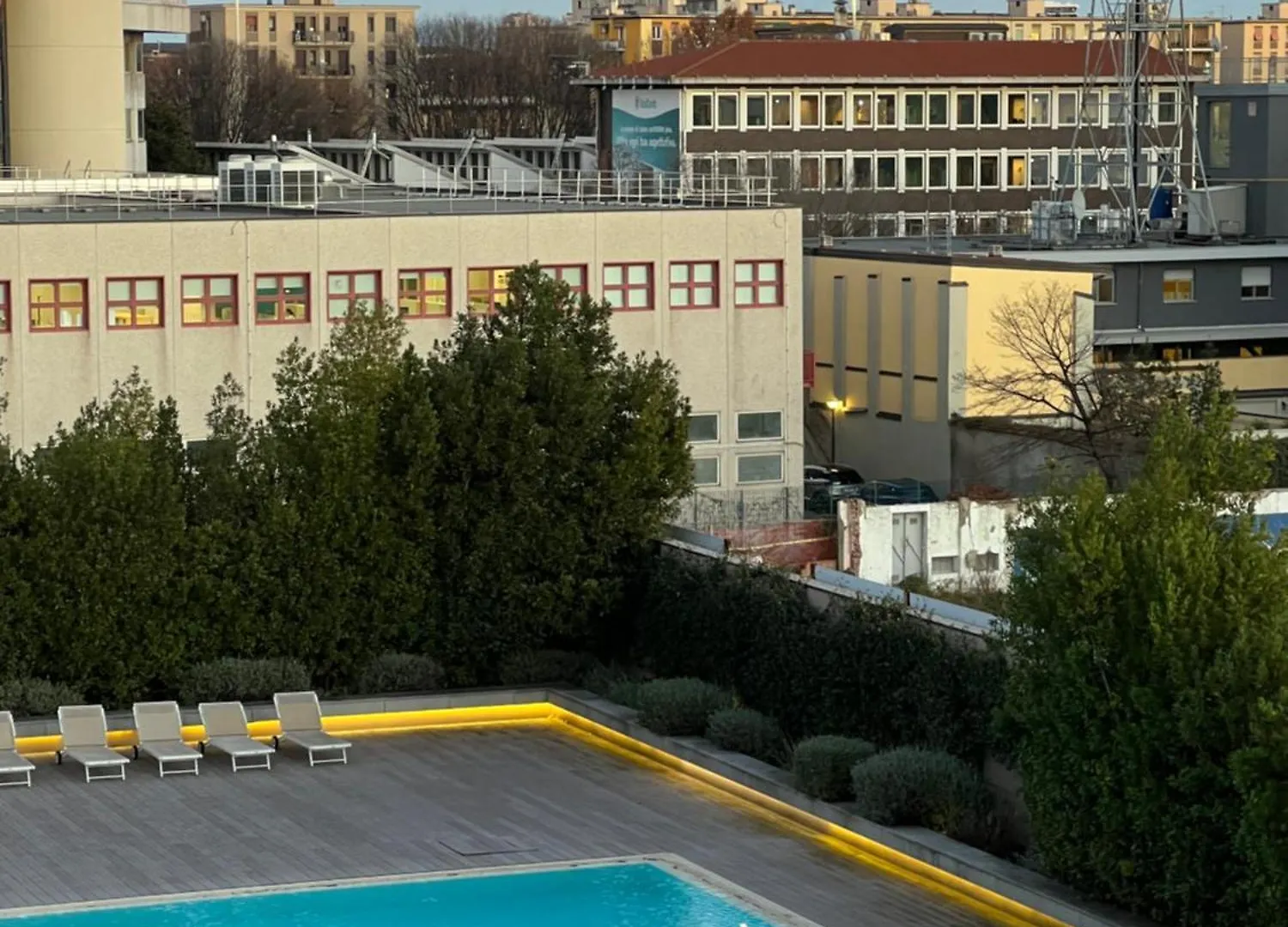 Giax Tower Premium Modern Milanese Flat With Gym Pool View & Box Apartment Italy