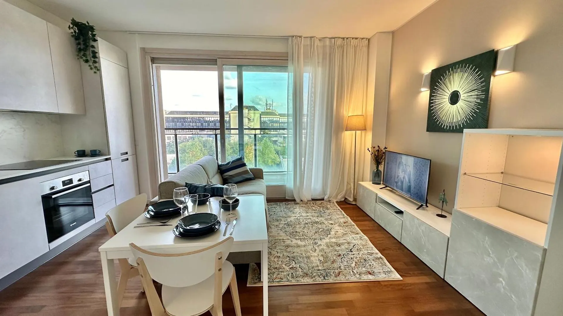Giax Tower Premium Modern Milanese Flat With Gym Pool View & Box Apartment  Milan